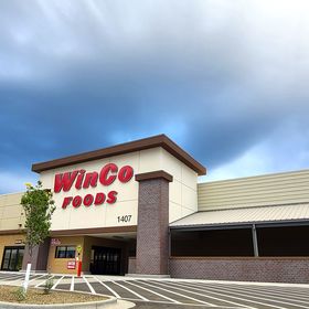 Winco Foods logo